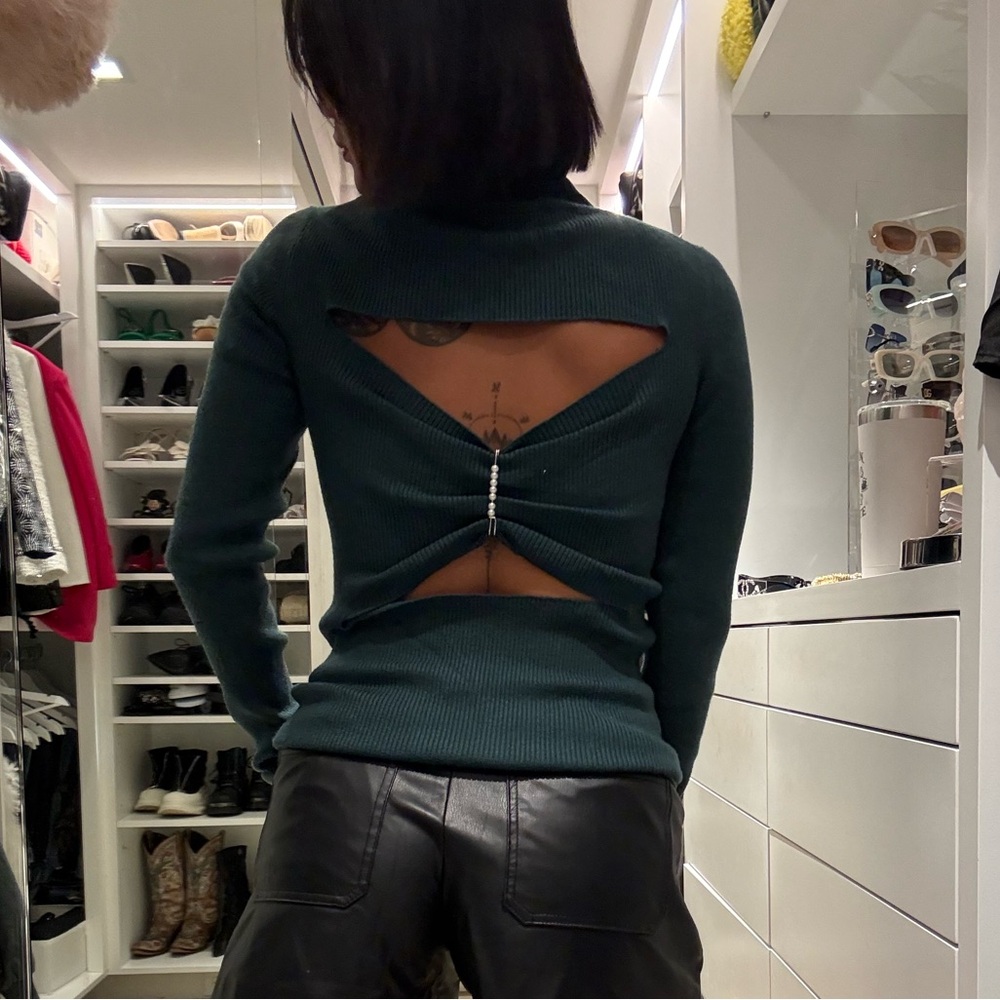 Wool Ribbed Turtleneck Sweater with Open Back Detail – Forest Green